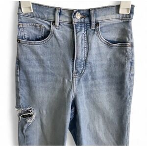 Express High Rise Straight Leg Distressed Light Wash Denim Womens Jeans Size 0